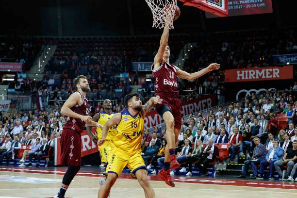 越多的国际 越多的国际